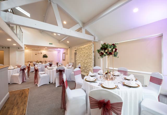 The Joshua Bradley & Bluebell Suite
