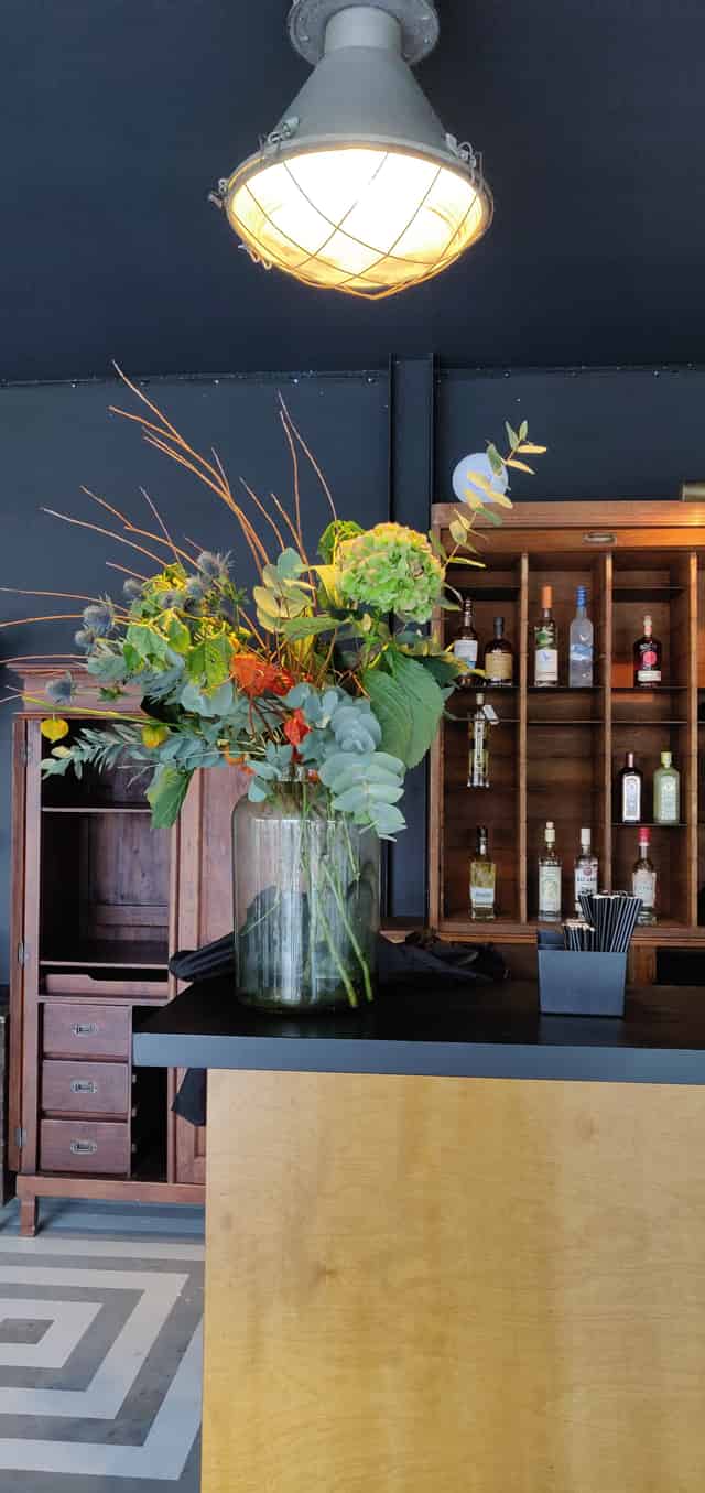 Nico's Bar 
