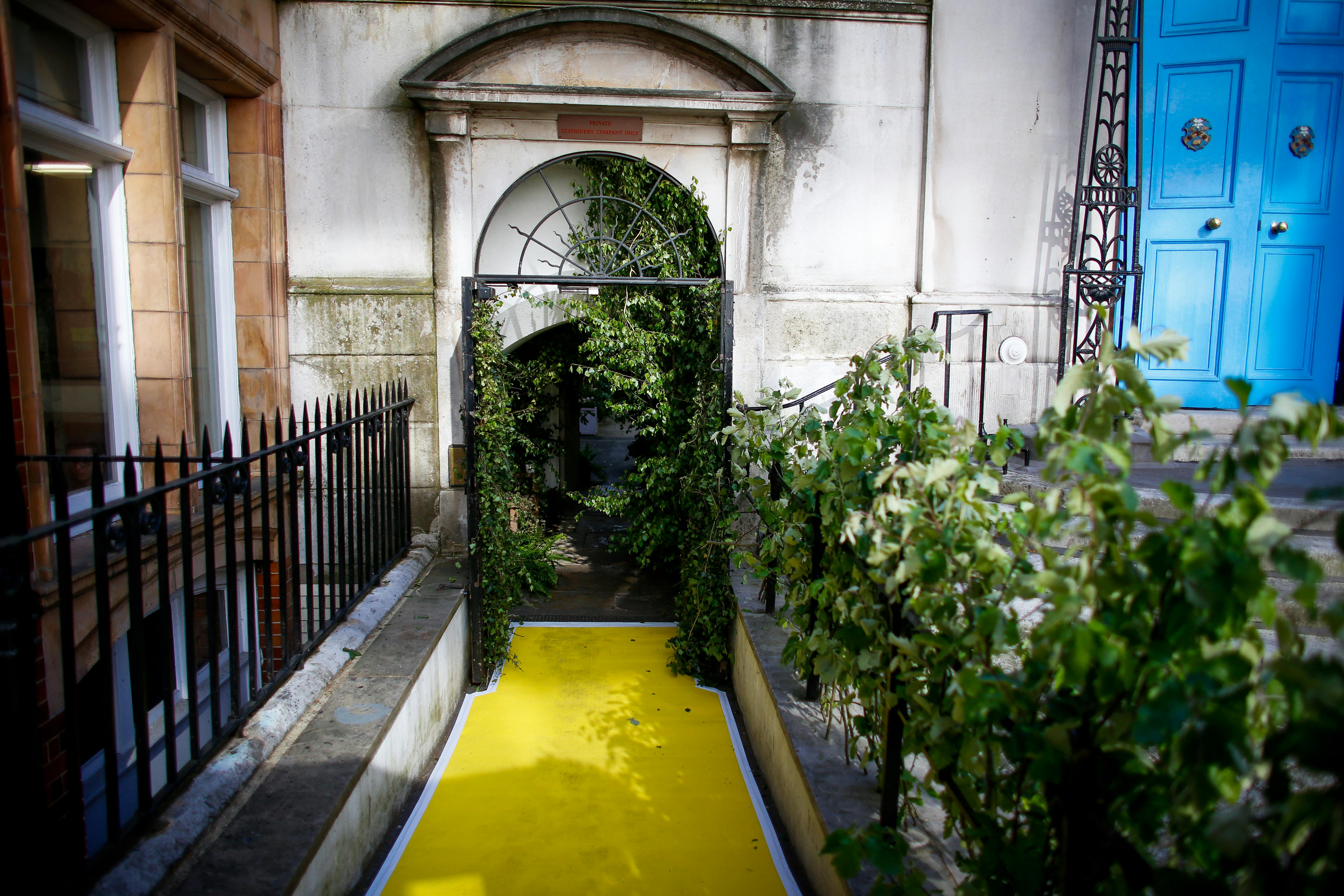 Stationers' Hall and Garden - Summer Parties image 1