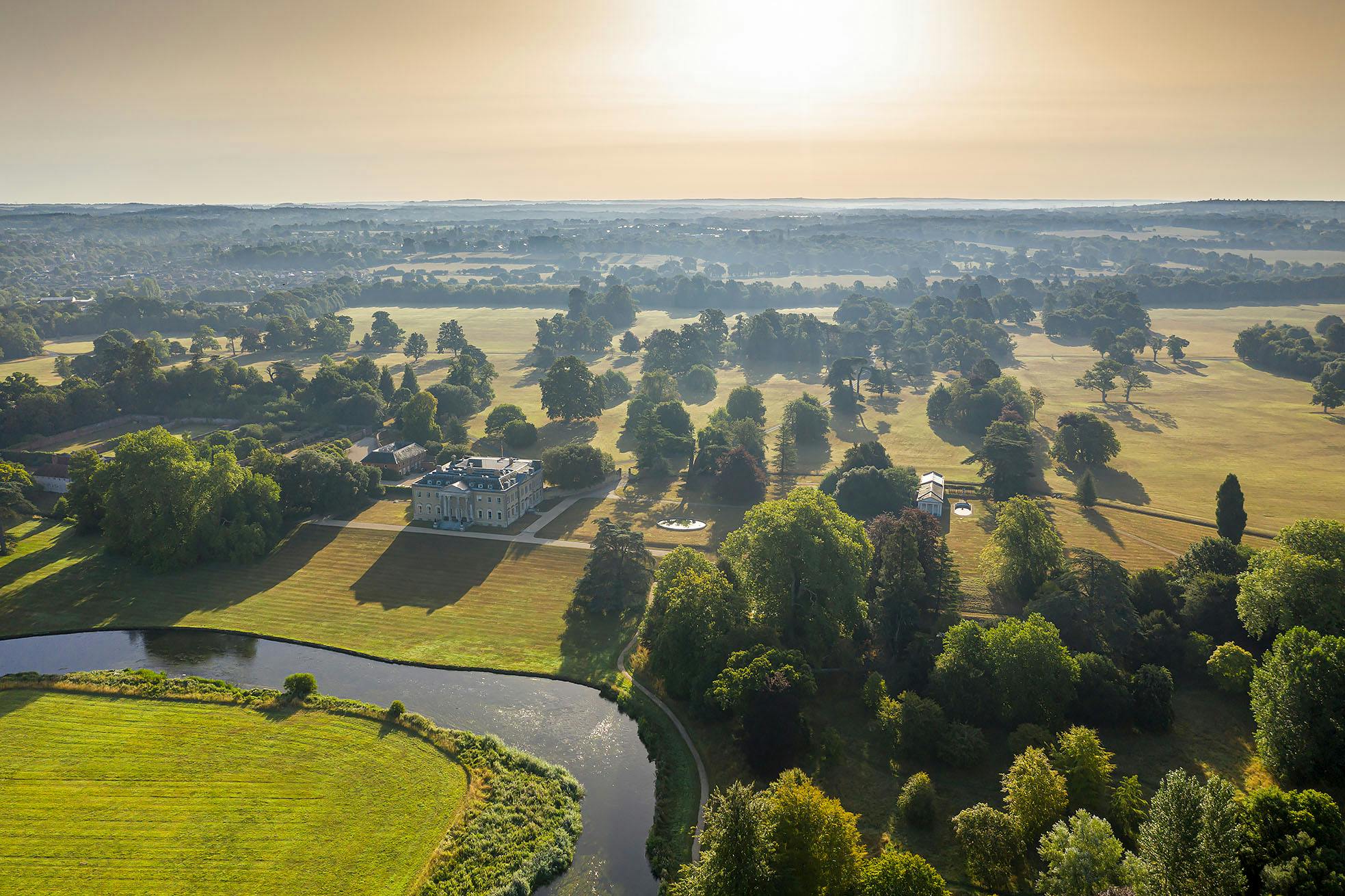 Broadlands Park: scenic outdoor venue with green fields for weddings and corporate retreats.