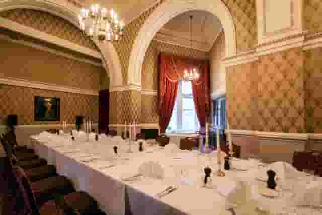 Lady Violet Room