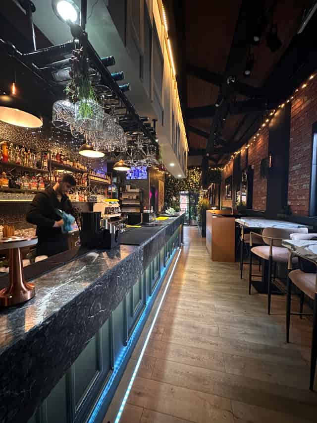 Ora Lounge