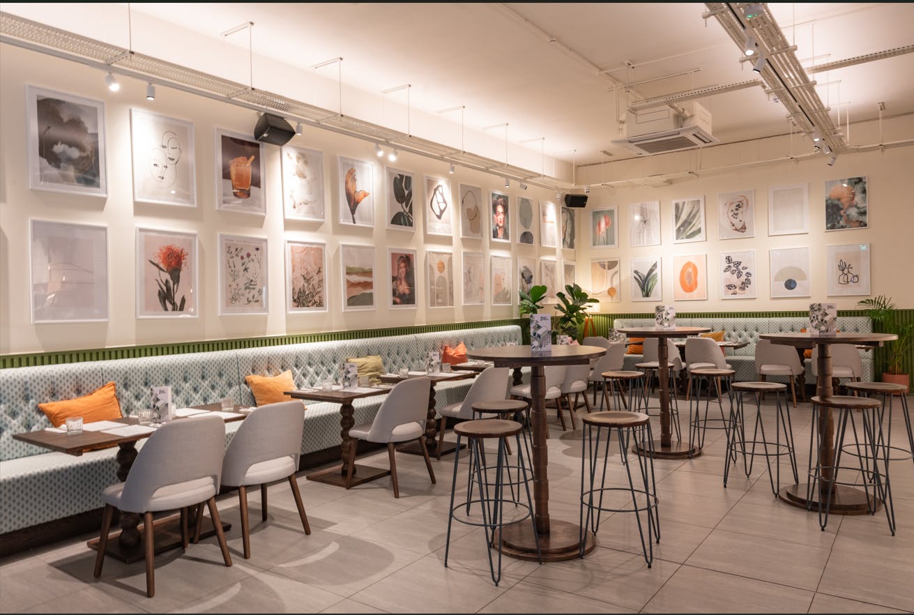 Stylish restaurant venue in Dear Grace, perfect for intimate meetings and small events.