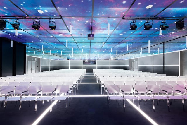 Supernova event space in Jaarbeurs with starry ceiling, ideal for conferences and performances.