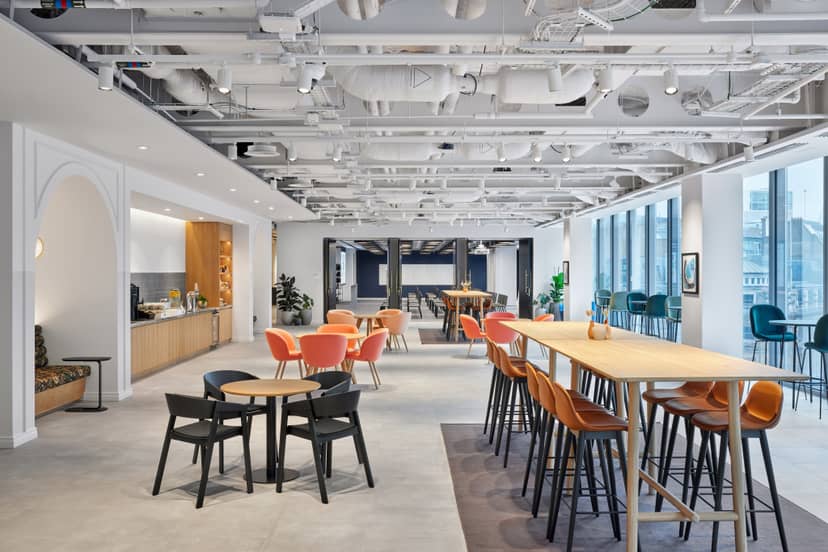 Modern event space with natural light, ideal for workshops and networking at Convene 22 Bishopsgate.