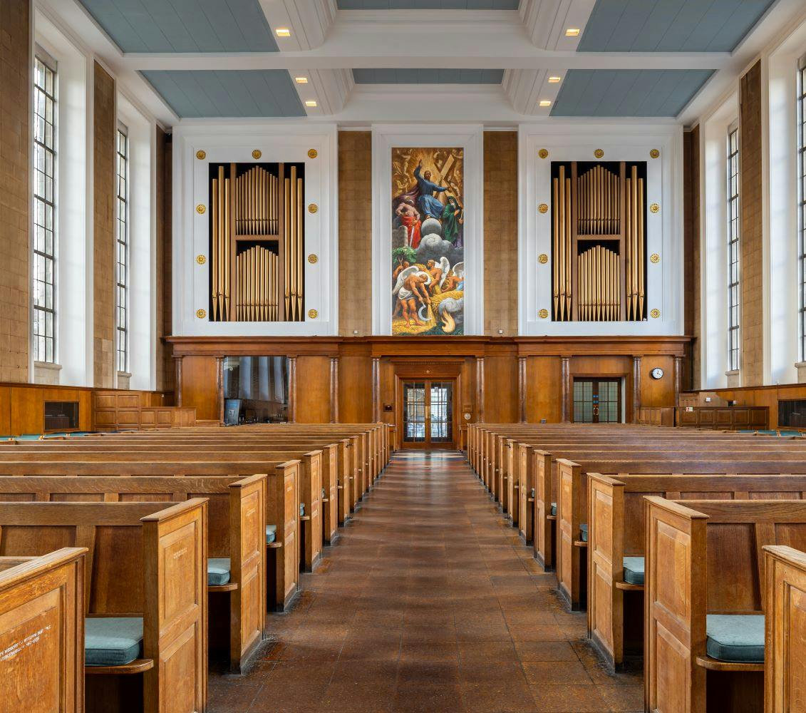 St Mary's Church Islington: elegant hall with wooden pews for ceremonies and conferences.