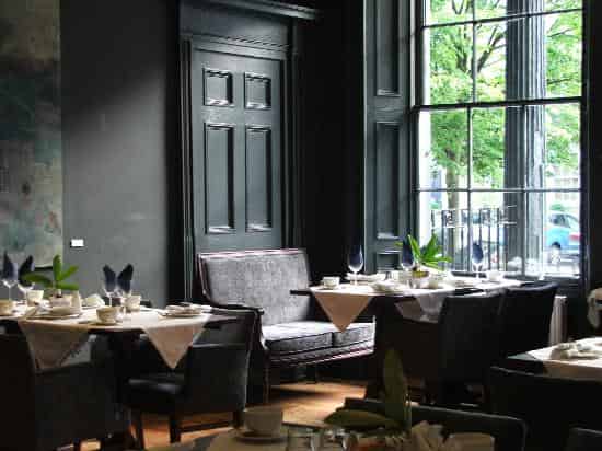 No.11 Hotel & Brasserie