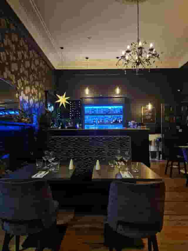 No.11 Hotel & Brasserie