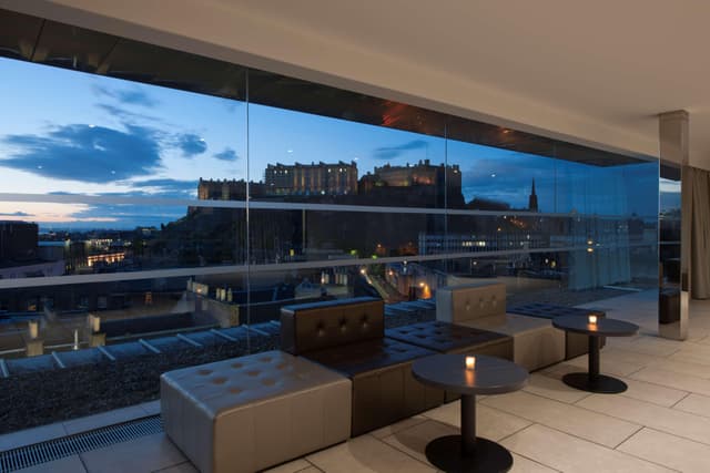 DoubleTree by Hilton Edinburgh City Centre