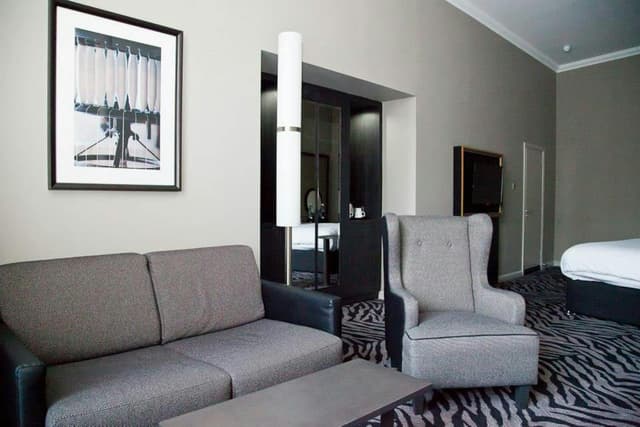 DoubleTree by Hilton Edinburgh City Centre