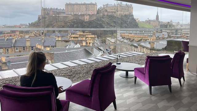 DoubleTree by Hilton Edinburgh City Centre
