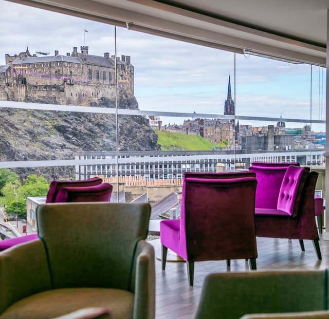 DoubleTree by Hilton Edinburgh City Centre