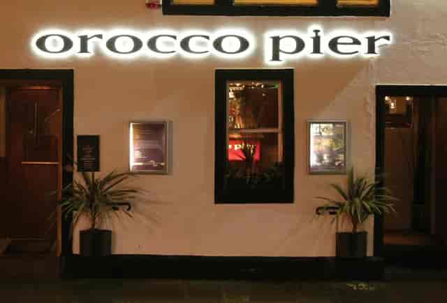 Fuchsia at Orocco Pier, a charming venue for intimate gatherings by the water.