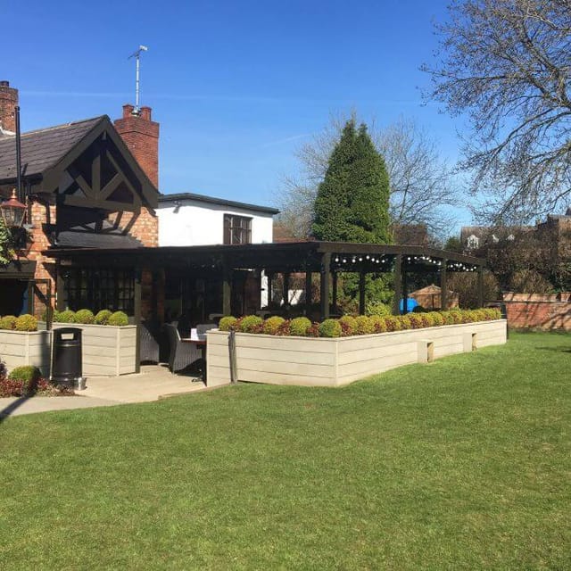 Bulls Head Hale Barns - Hale ...