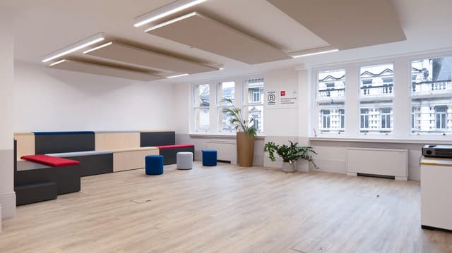 1ovMany Event Space