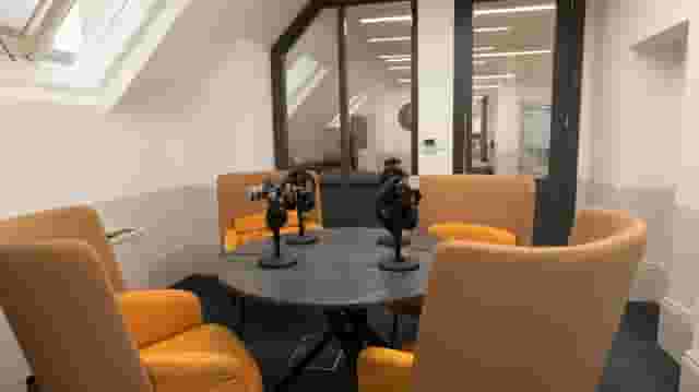 1ovMany Event Space