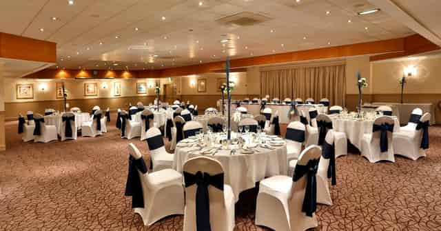 Cresta Court Hotel