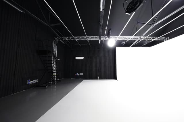 klatch Studio - Sound Stage