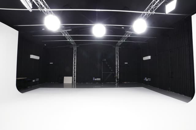 klatch Studio - Sound Stage