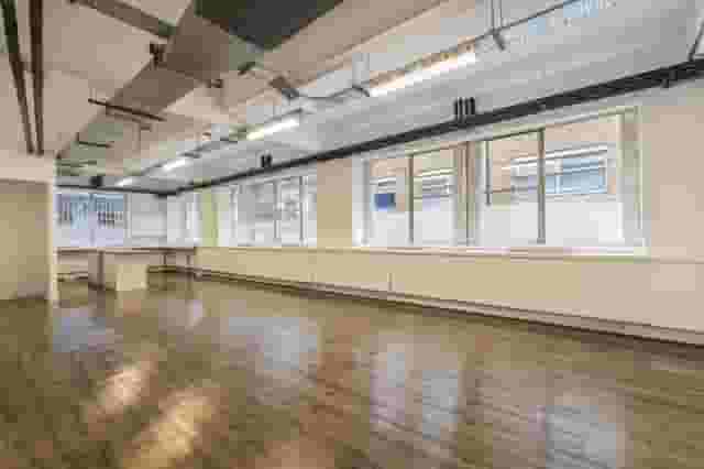 24-26 Baltic St W
