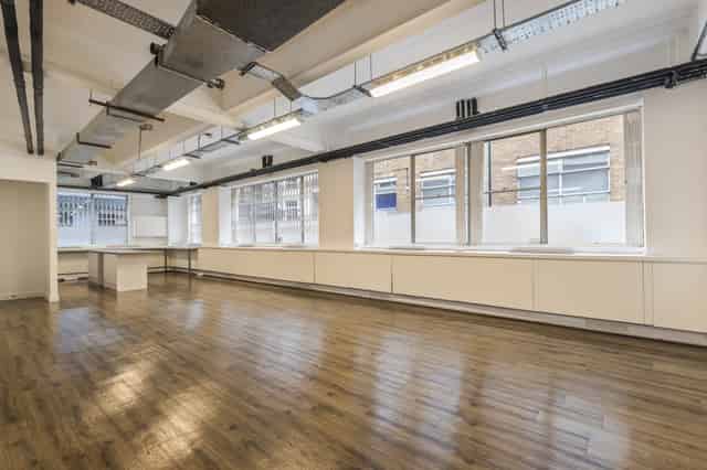 24-26 Baltic St W