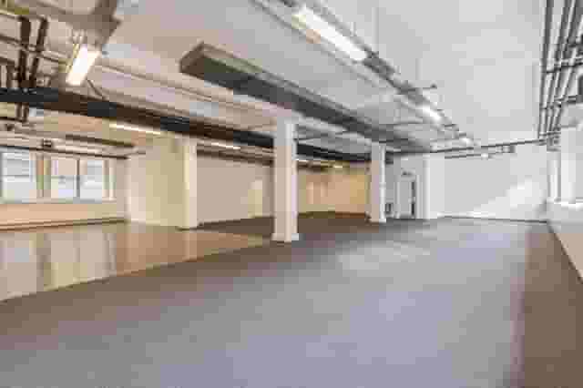 24-26 Baltic St W