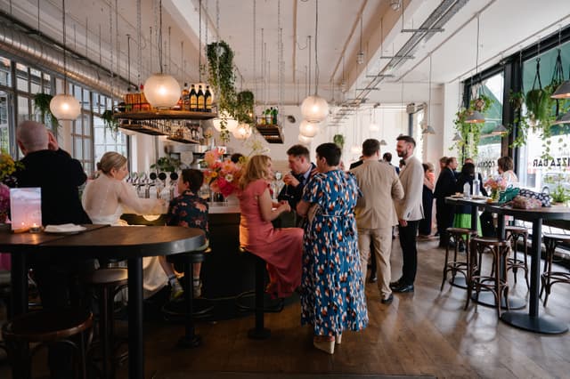FARE Restaurant + Bar