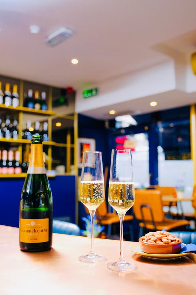 Voila! Wine Bar & Shop