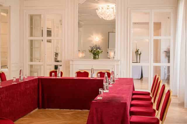 Suite Montaigne