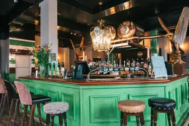 Azzurra Bar