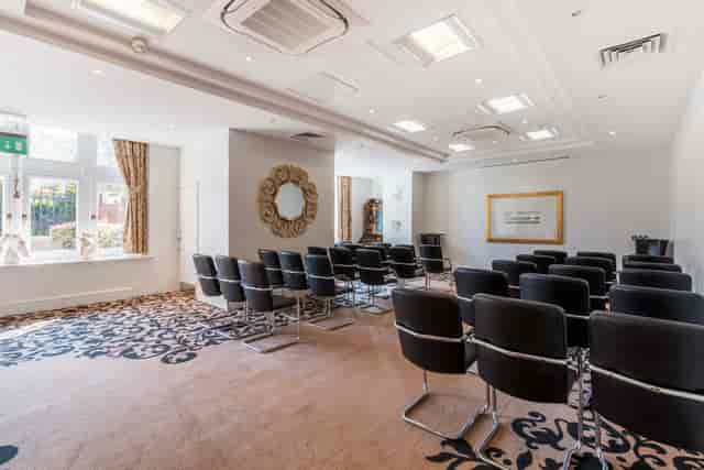 Thames Suite meeting room, natural light, conference, workshop