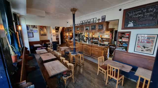 The Railway Tavern N16