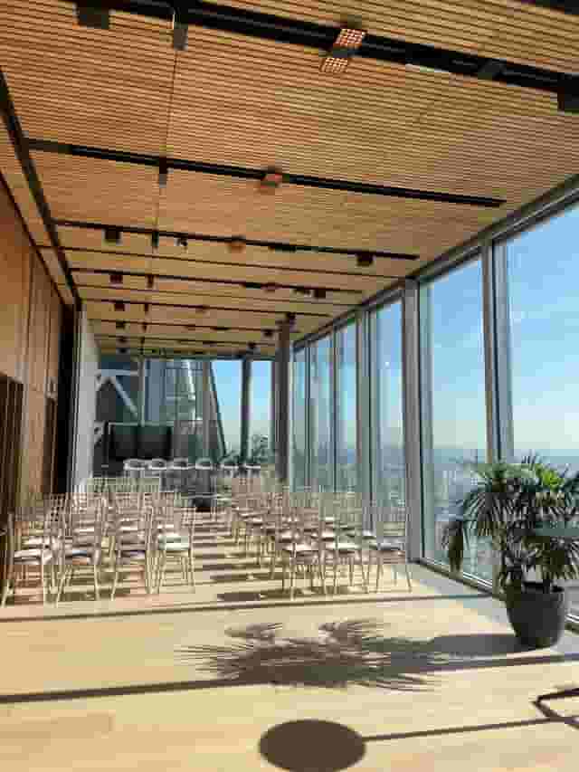 8 Bishopsgate