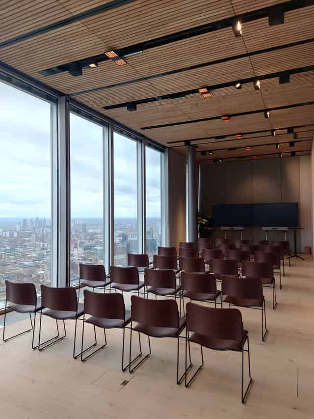 8 Bishopsgate