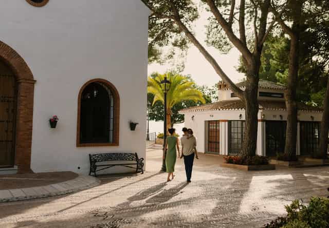 Magna 2 outdoor venue in Marbella, ideal for weddings and corporate retreats.