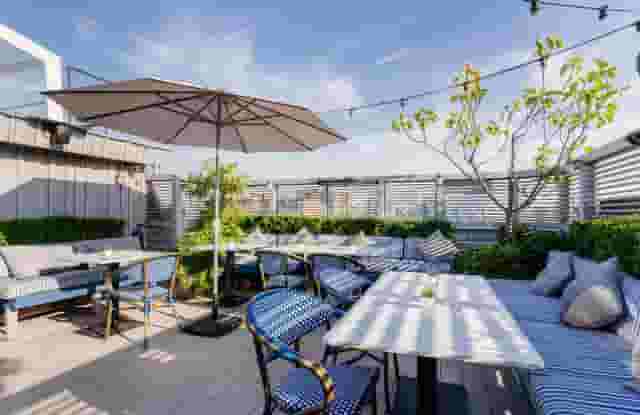 Roof Terrace (with retractable glass roof) - Conference