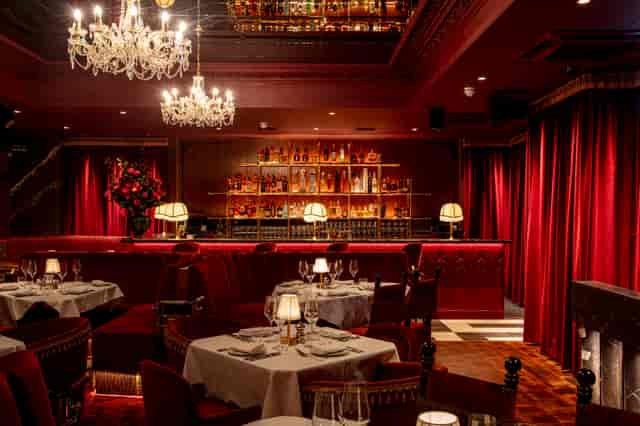 Mistress of Mayfair Rst
