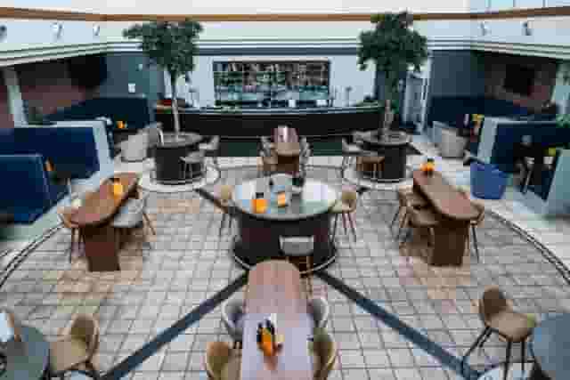 Atrum Bar 