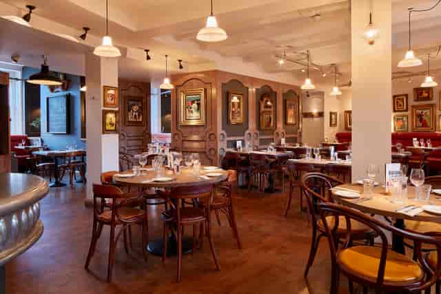 Stylish restaurant interior at Bistrot Pierre Ilkley, perfect for gatherings and events.