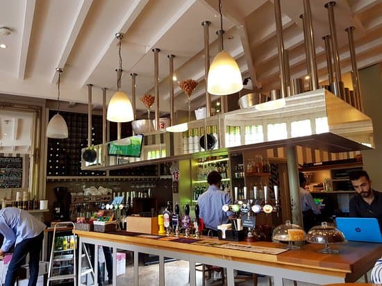 The Greyhound Kew