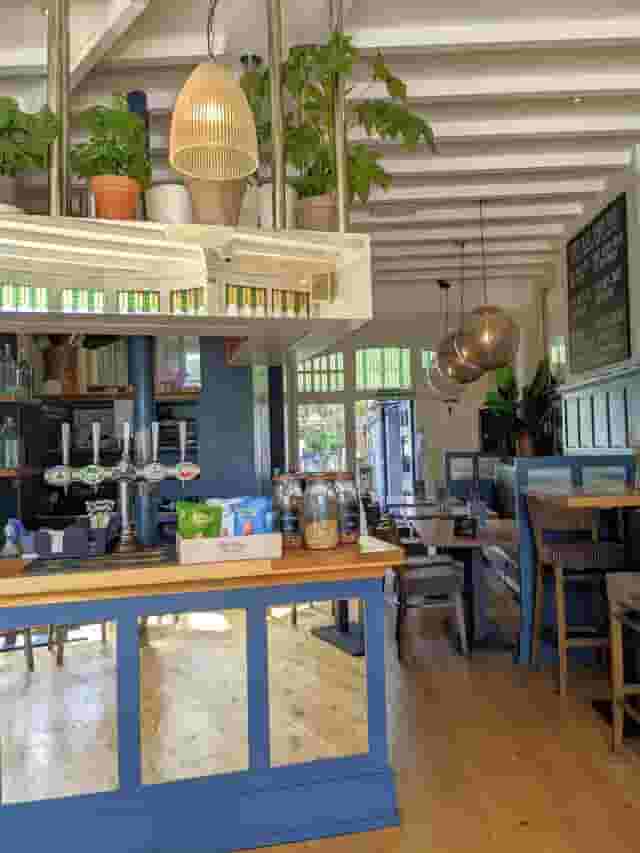 The Greyhound Kew