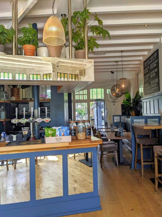 The Greyhound Kew