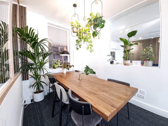 The Travel Cafe Lounge