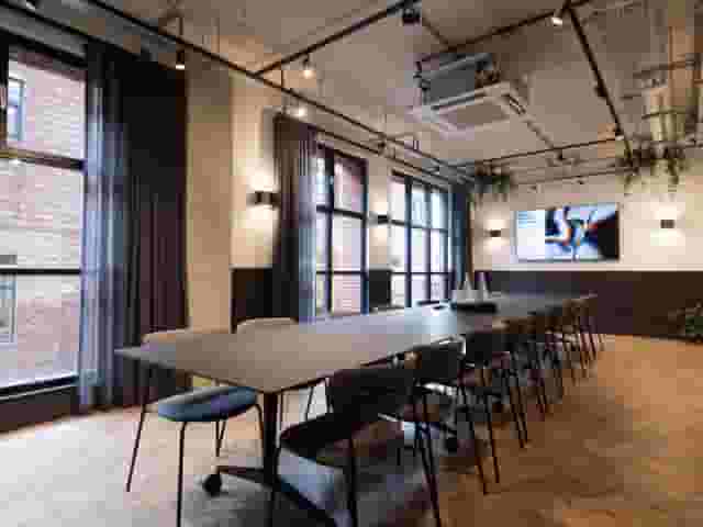 Colony One Silk St
