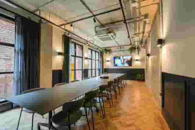 Colony One Silk St