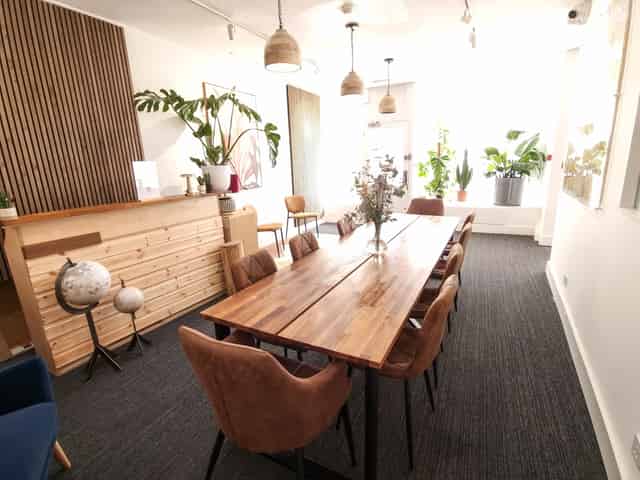 The Travel Cafe Lounge