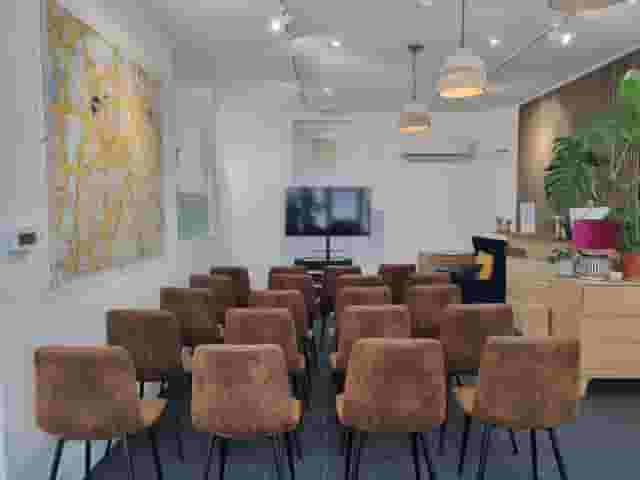 The Travel Cafe Lounge