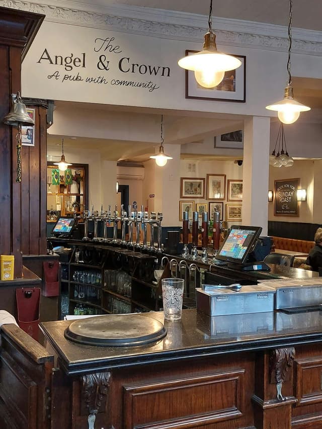 The Angel & Crown