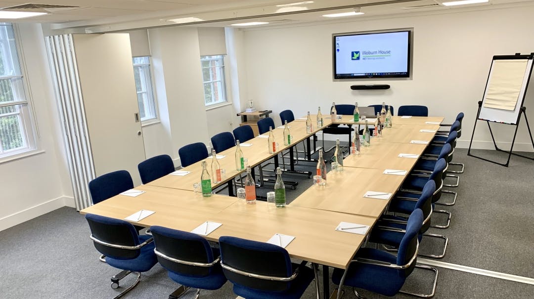 Brunswick Room in Woburn House, modern meeting space for professional gatherings.