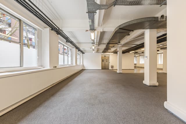 24-26 Baltic St W